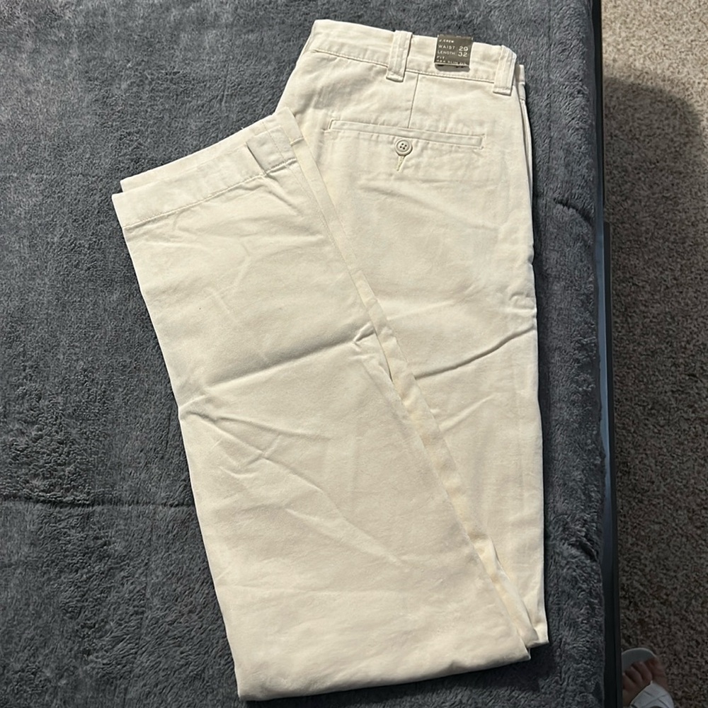 Brand new 29/32 J Crew White Pants 
484 Slim Fit
